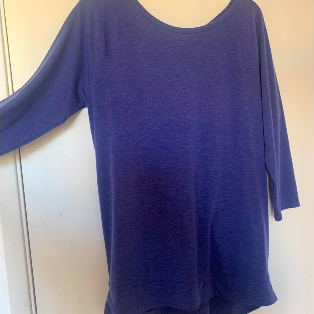 3/4 sleeve active wear top